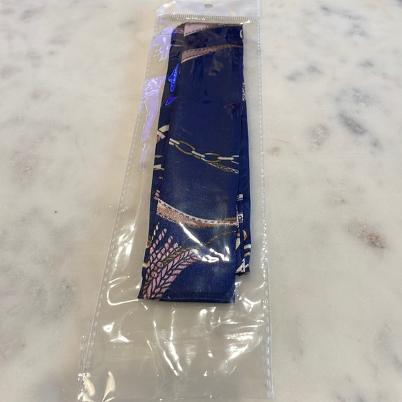 Skinny scarf/wrist wrap/hair tie - Picture 3 of 10